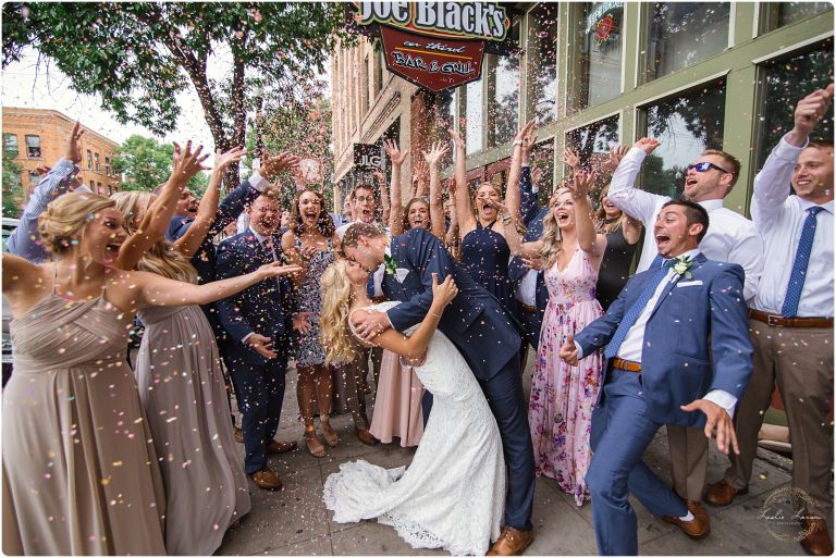 Joe Blacks Bar Grand Forks Wedding leslie larson photography 2