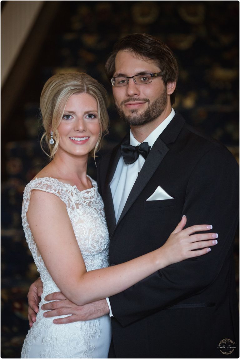 St James Hotel Wedding. Red Wing. Leslie Larson Photography. 7