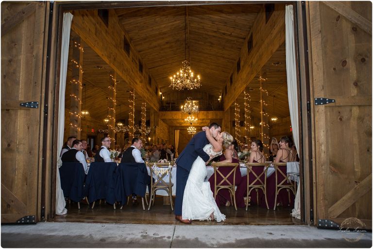 creekside farm weddings leslie larson photography 21