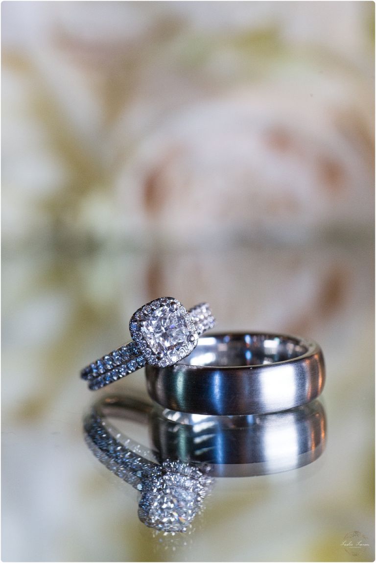 The Refuge Wedding Golf Course Oak Grove MN Leslie Larson Photography 17